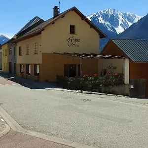 Gasthuis D'hotes Le Cycliste, La Chapelle (Saint-Jean-de-Maurienne, Savoie)