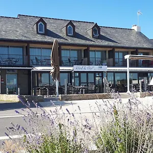 Du Port Bar Restaurant 2*, Sarzeau France